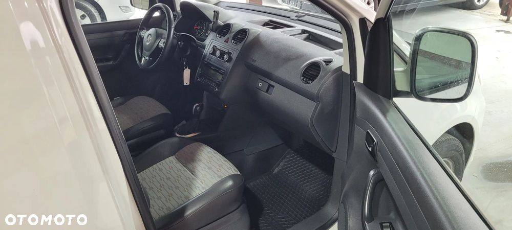 Volkswagen Caddy - 10