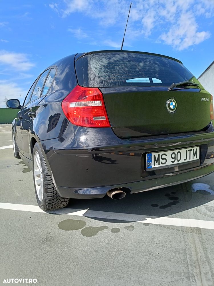 BMW Seria 1 2010 photo 3