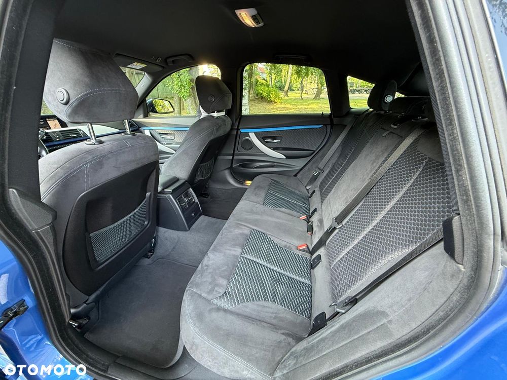 BMW 3GT 320i xDrive M Sport - 16