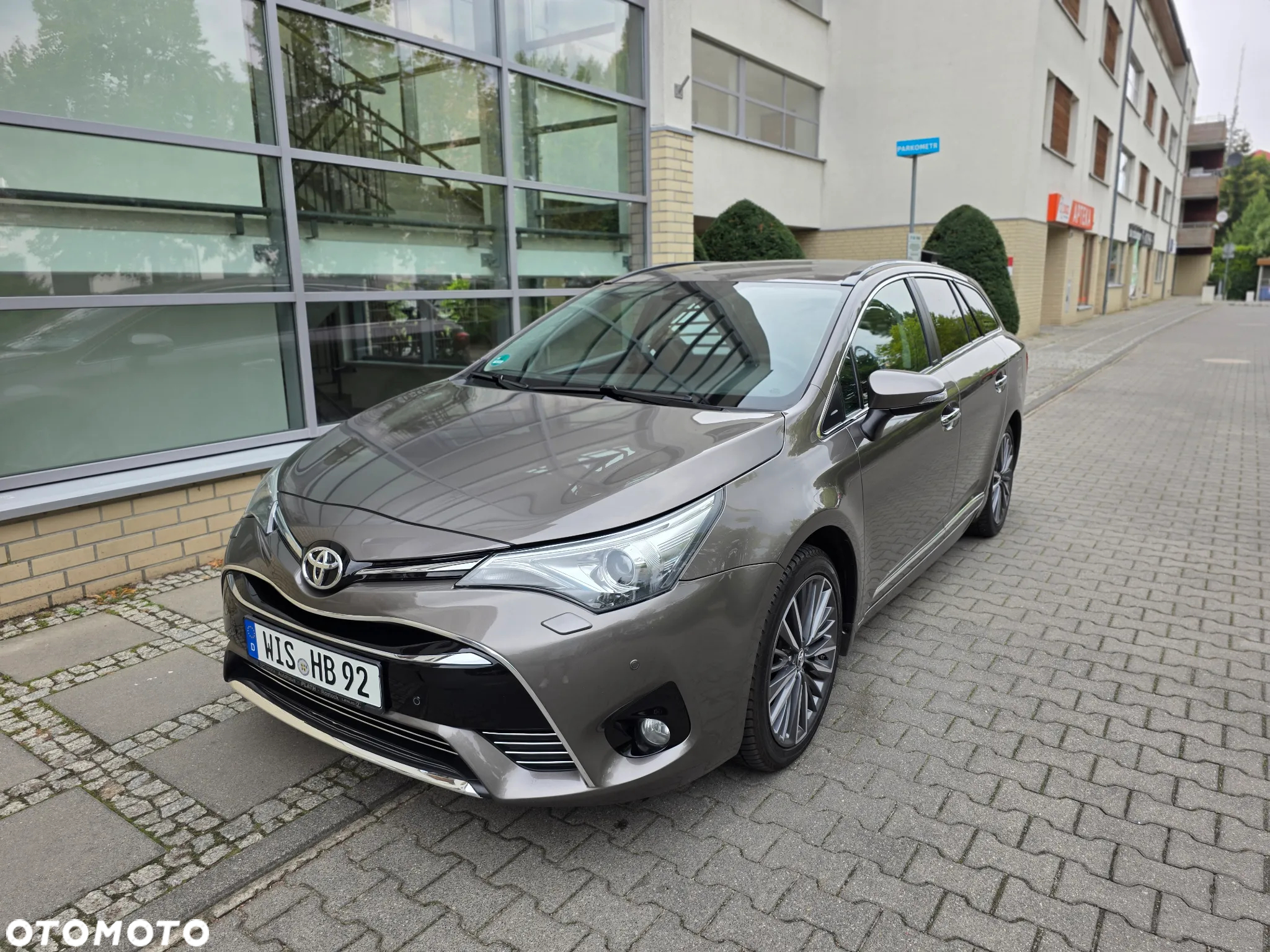 Toyota Avensis 1.8 Prestige - 3