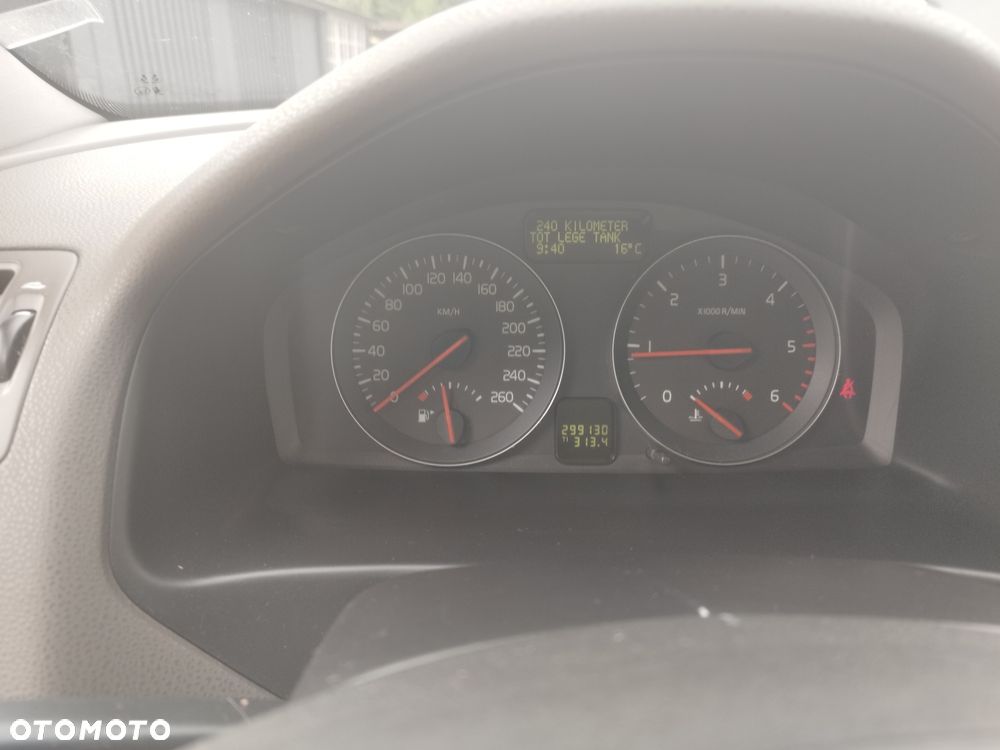 Volvo V50 - 8