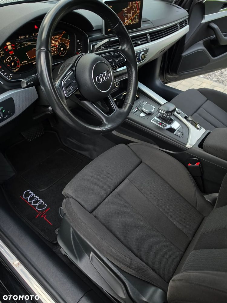 Audi A4 Limousine - 30