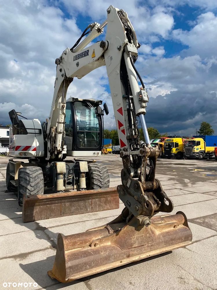 Liebherr A 912 Compact Litronic 2 Łyżki + Widły - 16