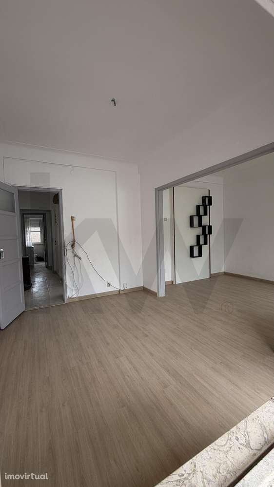 ​​​​​​​​​​​​​​Apartamento T2 (transfromavel em T3) com 2 entradas inde - Grande imagem: 5/23