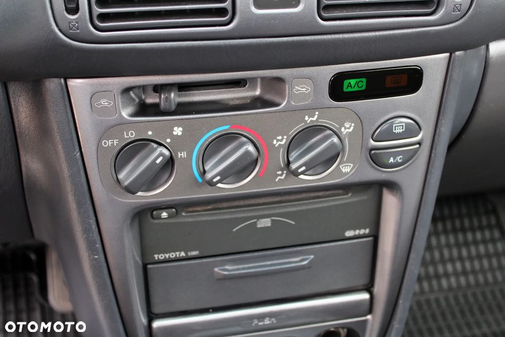 Toyota Corolla 2.0 D-4D - 19