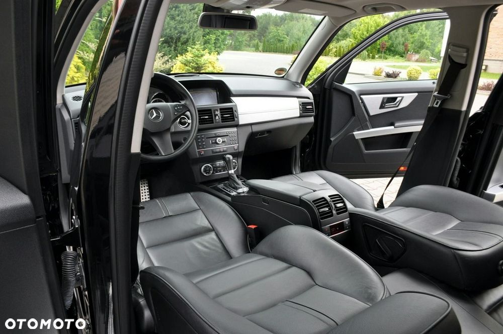 Mercedes-Benz GLK - 30