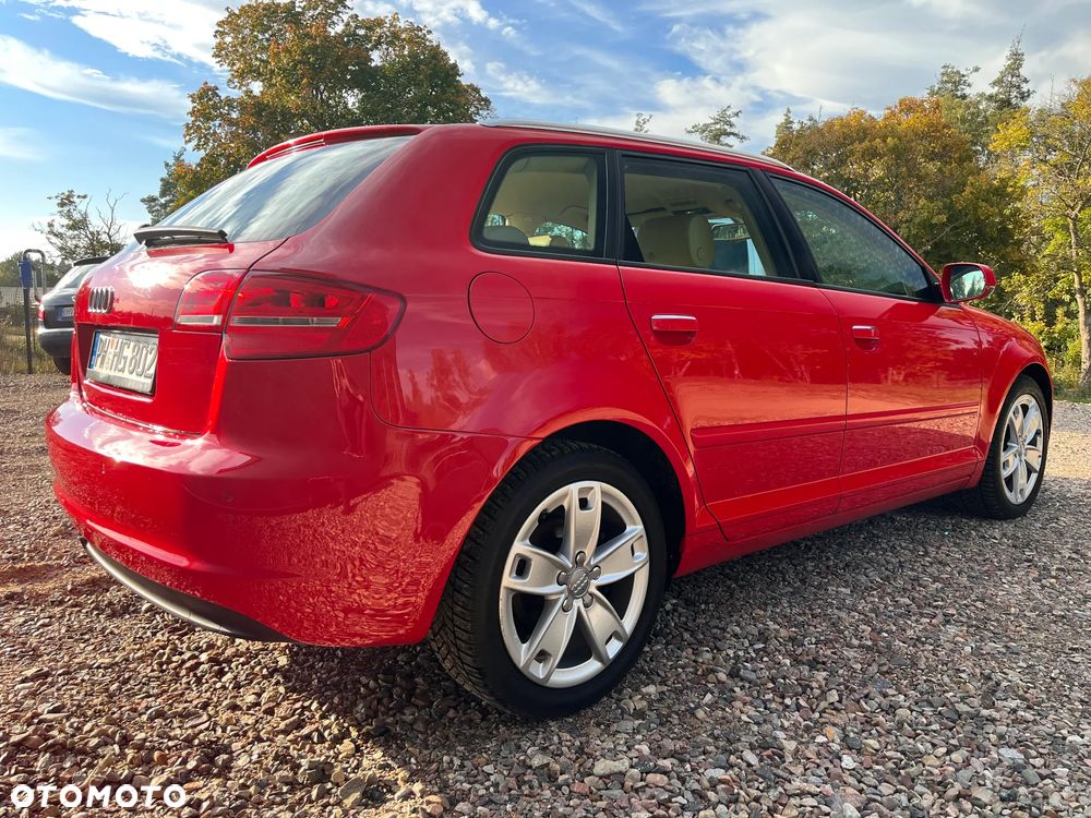 Audi A3 Sportback 2.0 TDI DPF quattro Ambition - 9
