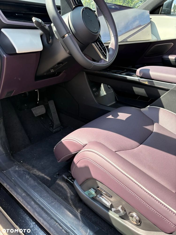 Mazda EZ-60 - 10