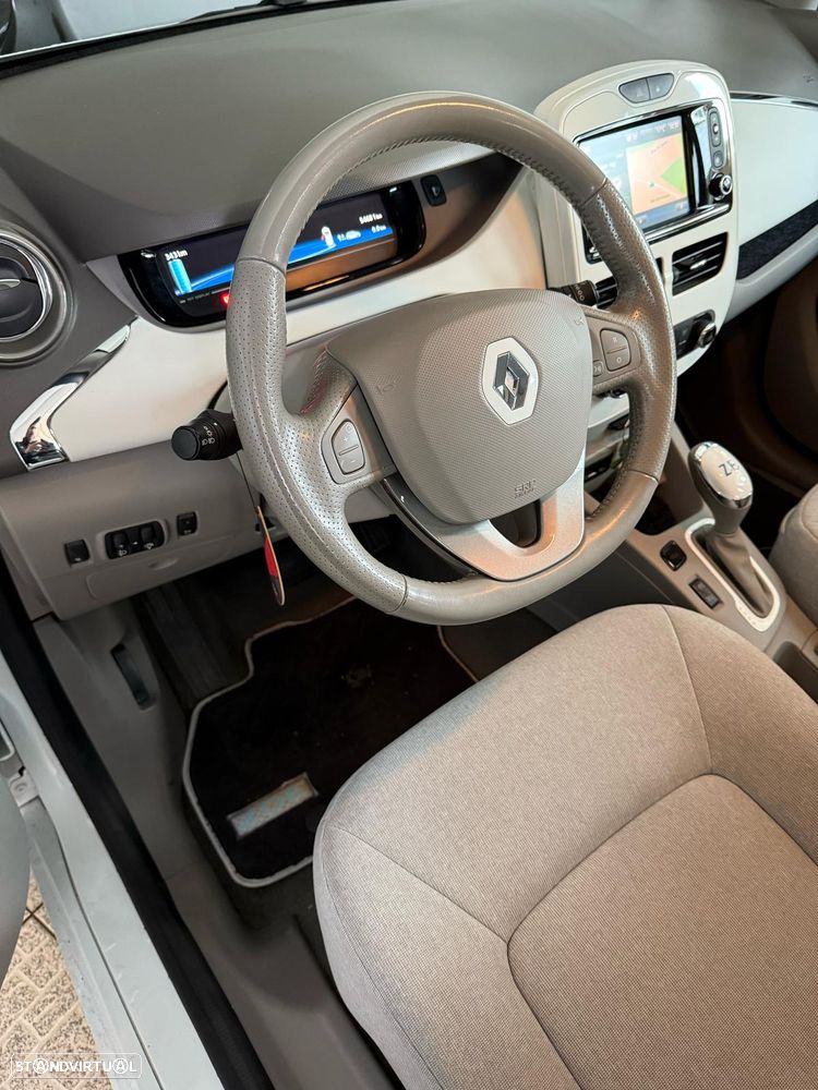Renault Zoe (s/ Bateria) 41 kwh Life - 4