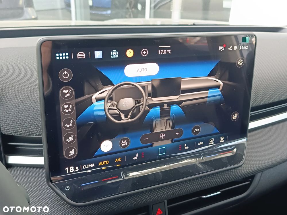 Volkswagen T-Roc 1.5 eTSI Life DSG - 28