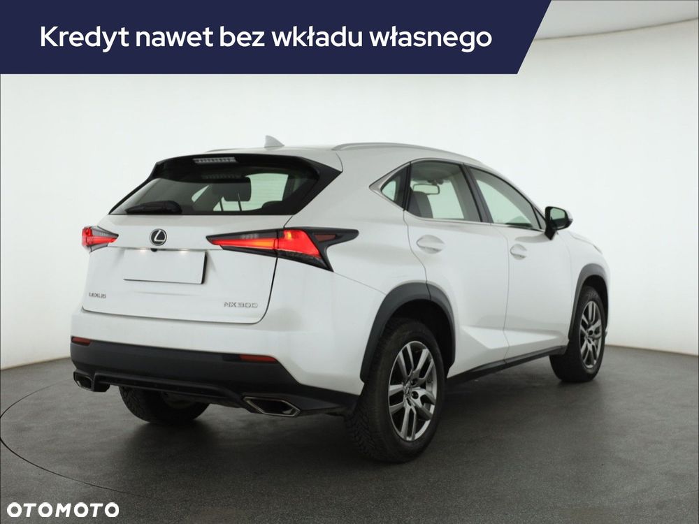 Lexus NX - 7