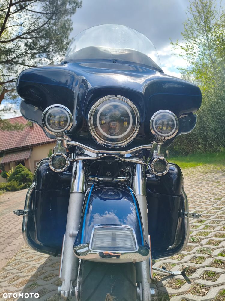 Harley-Davidson FLH Electra Glide - 13