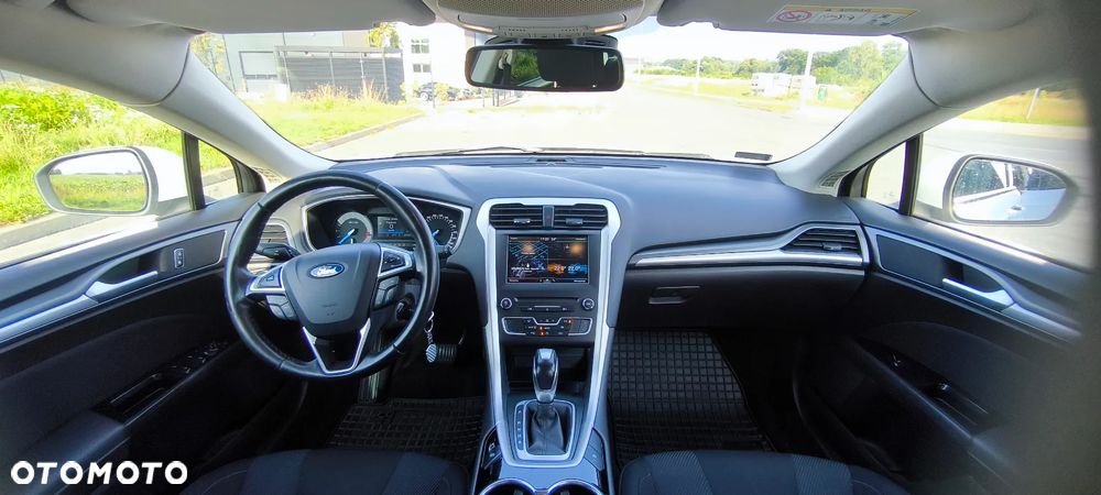 Ford Mondeo 2.0 TDCi Trend PowerShift - 13