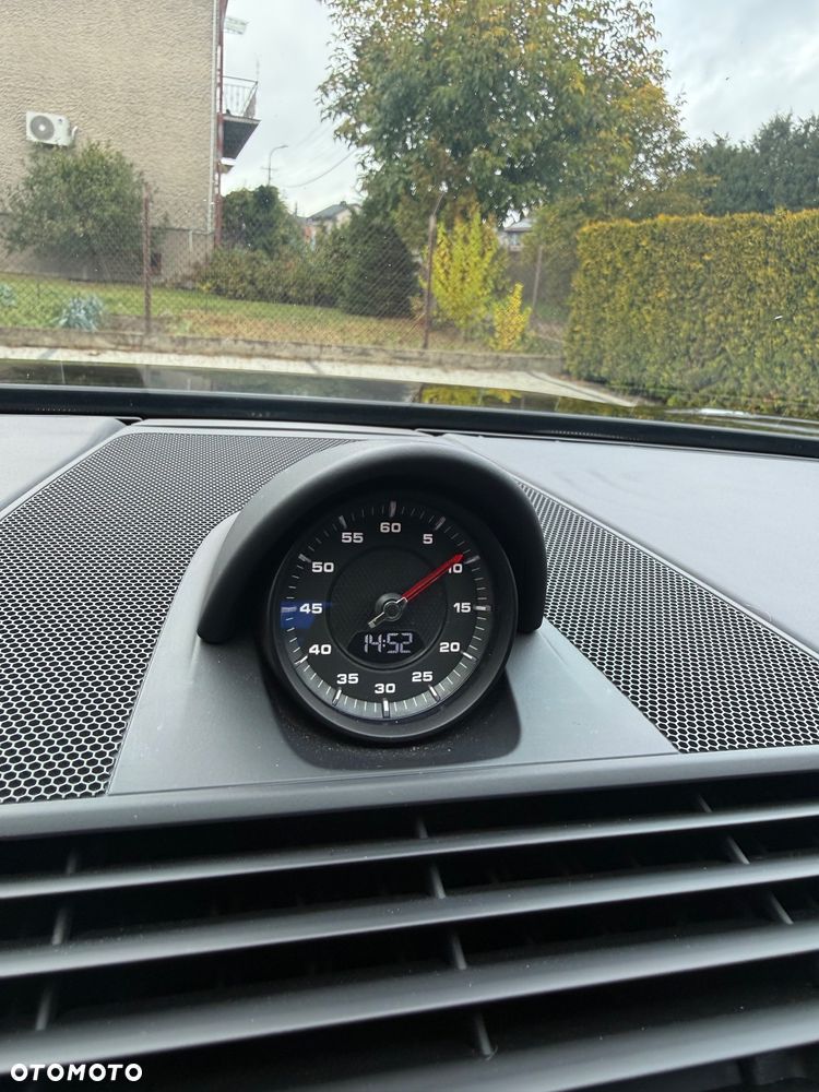 Porsche Panamera - 35