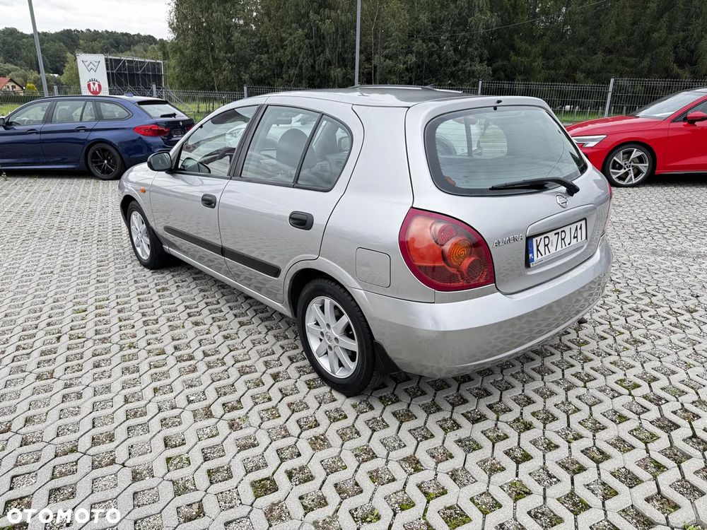 Nissan Almera - 7