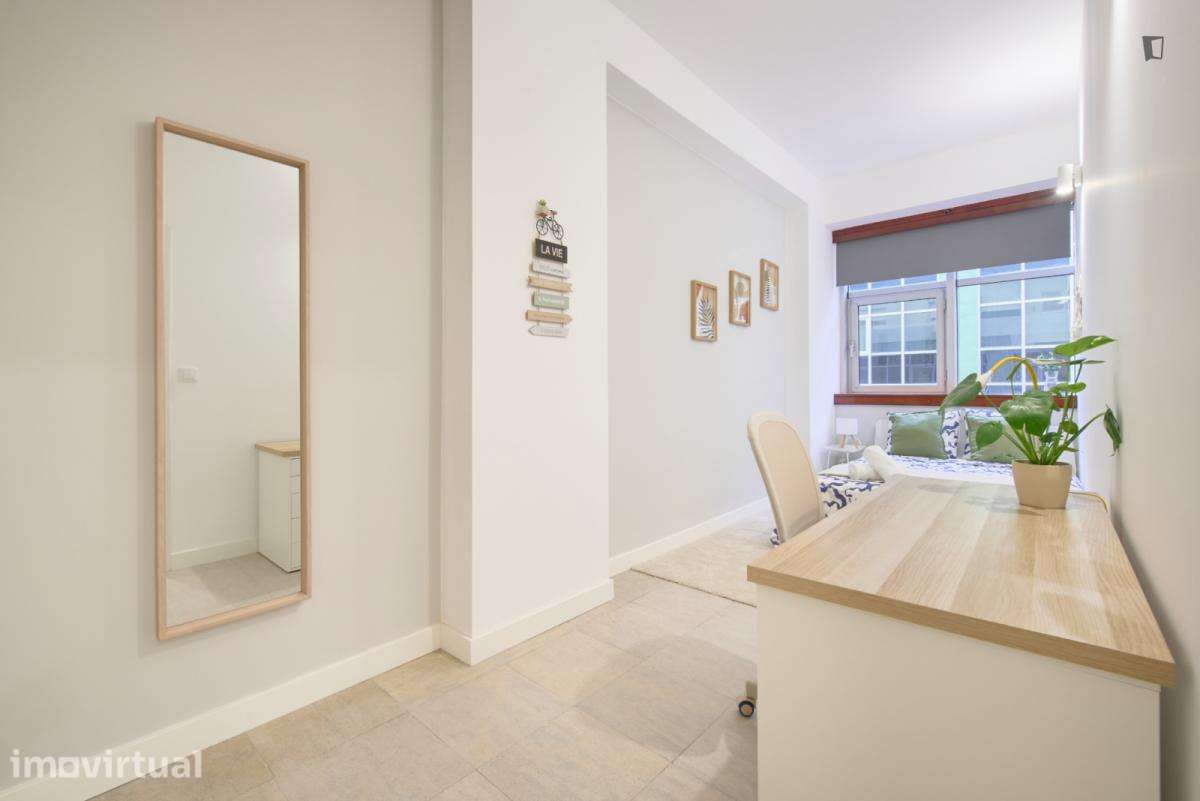 Quarto - localizado em Olaias Lisbon - Grande imagem: 3/44