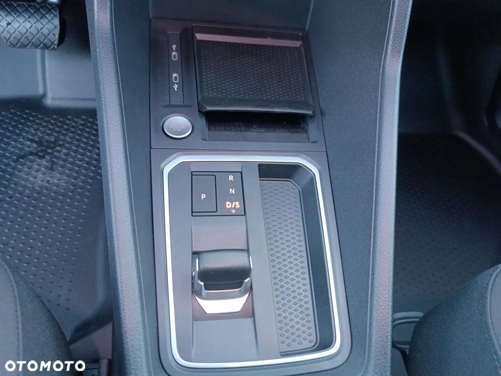 Ford Transit Connect - 18
