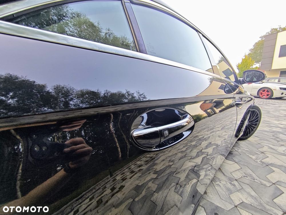 Mercedes-Benz CLS - 6
