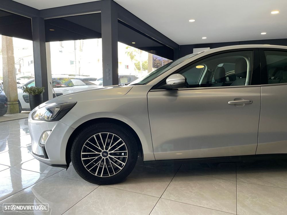 Ford Focus 1.5 TDCi EcoBlue Active Aut. - 12