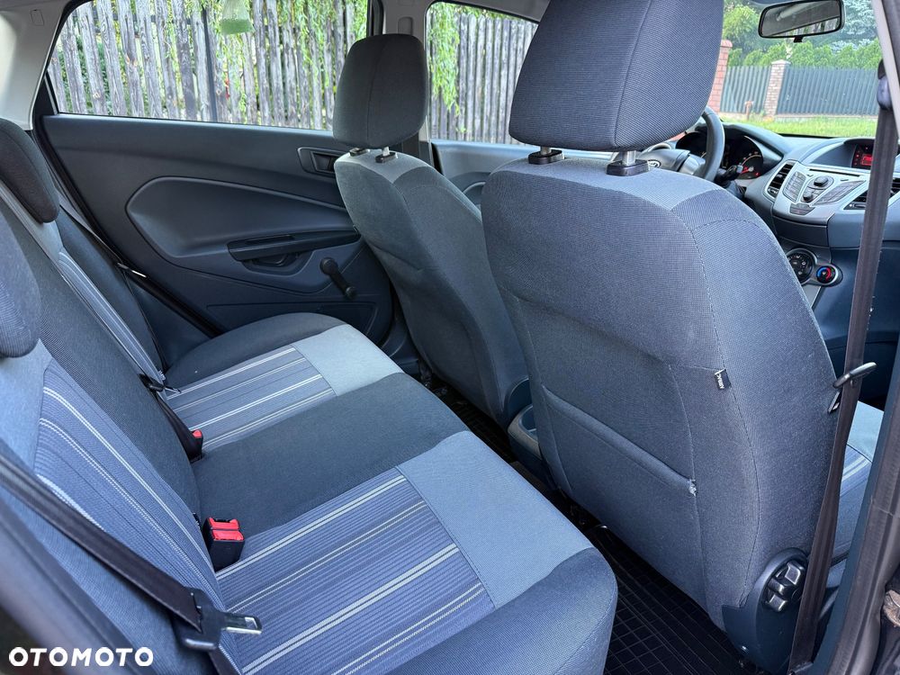 Ford Fiesta 1.25 Ambiente - 19