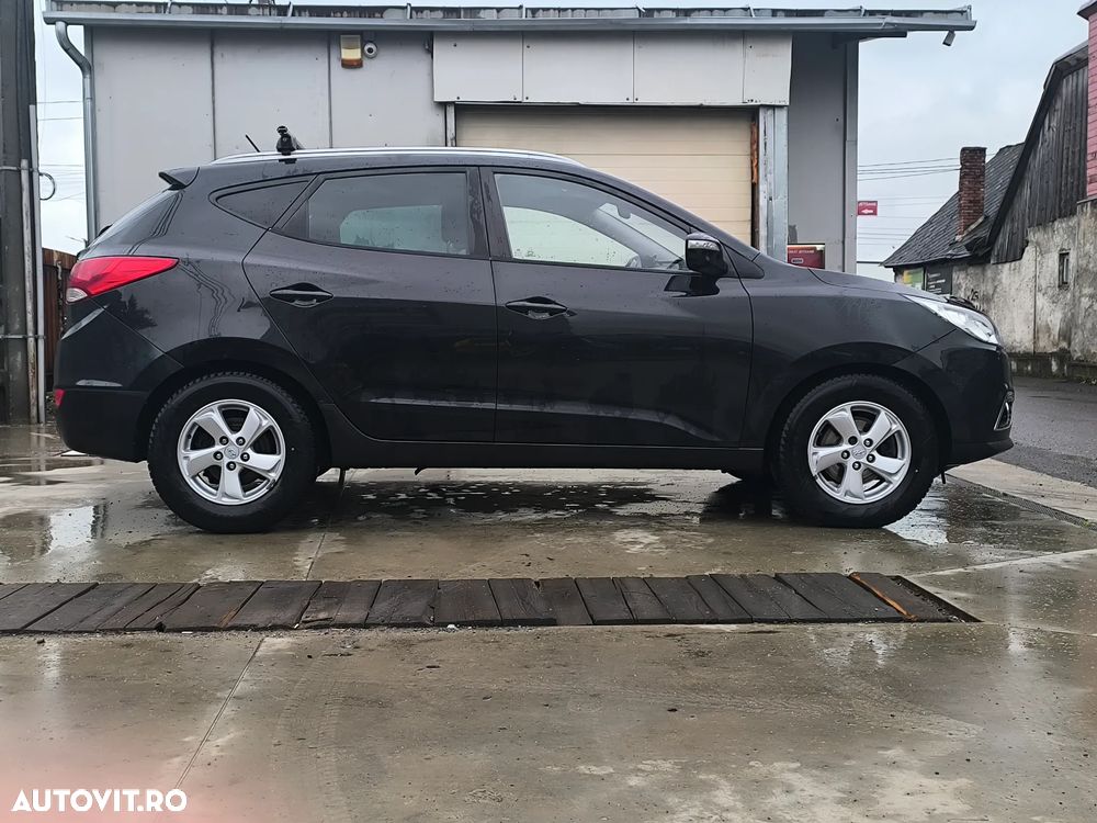 Hyundai ix35 2.0 CRDI 4WD Comfort - 4