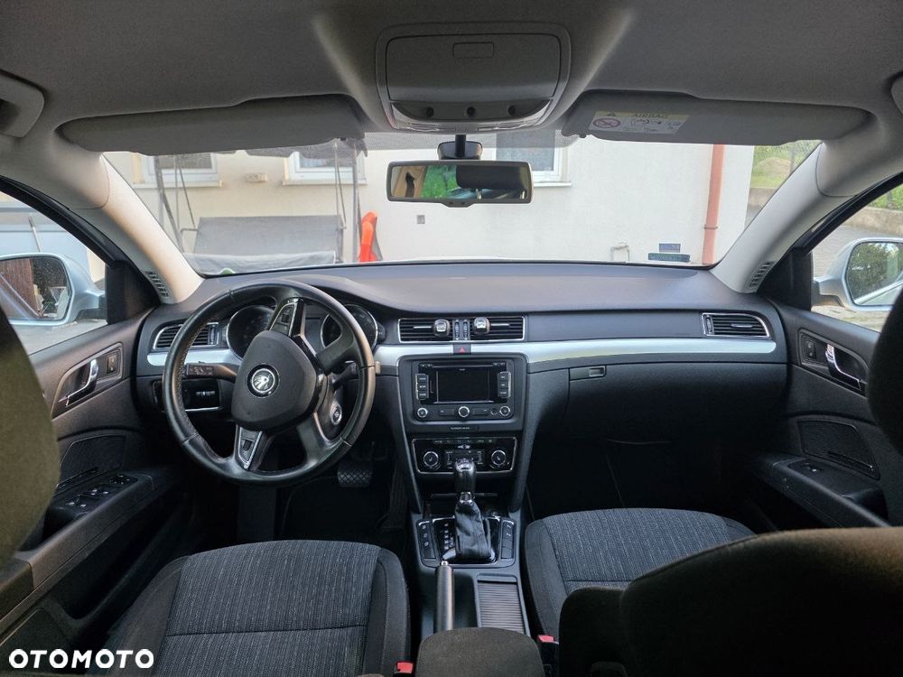 Skoda Superb 2.0 TDI 4x4 Elegance DSG - 15