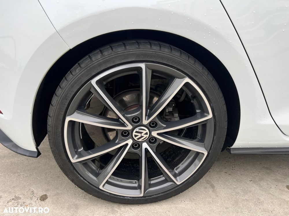 Volkswagen Golf 2.0 TDI DSG GTD - 18