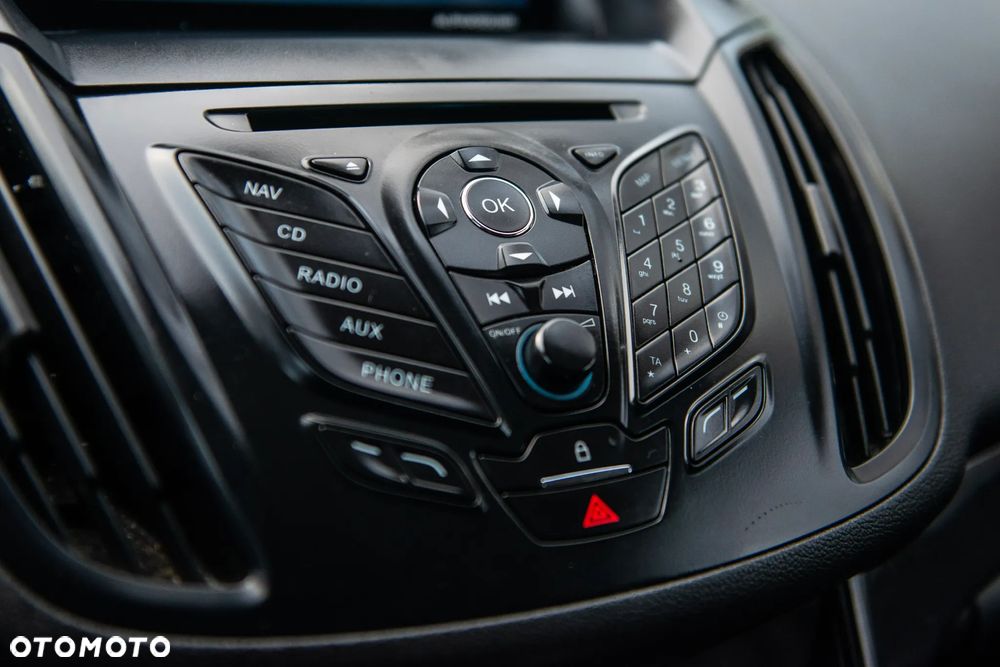 Ford Kuga 2.0 TDCi 4x4 Titanium - 36