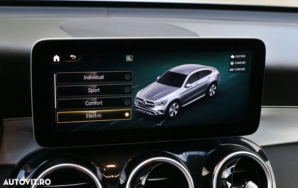 Mercedes-Benz GLC 300 de 4Matic 9G-TRONIC AMG Line Plus - 33