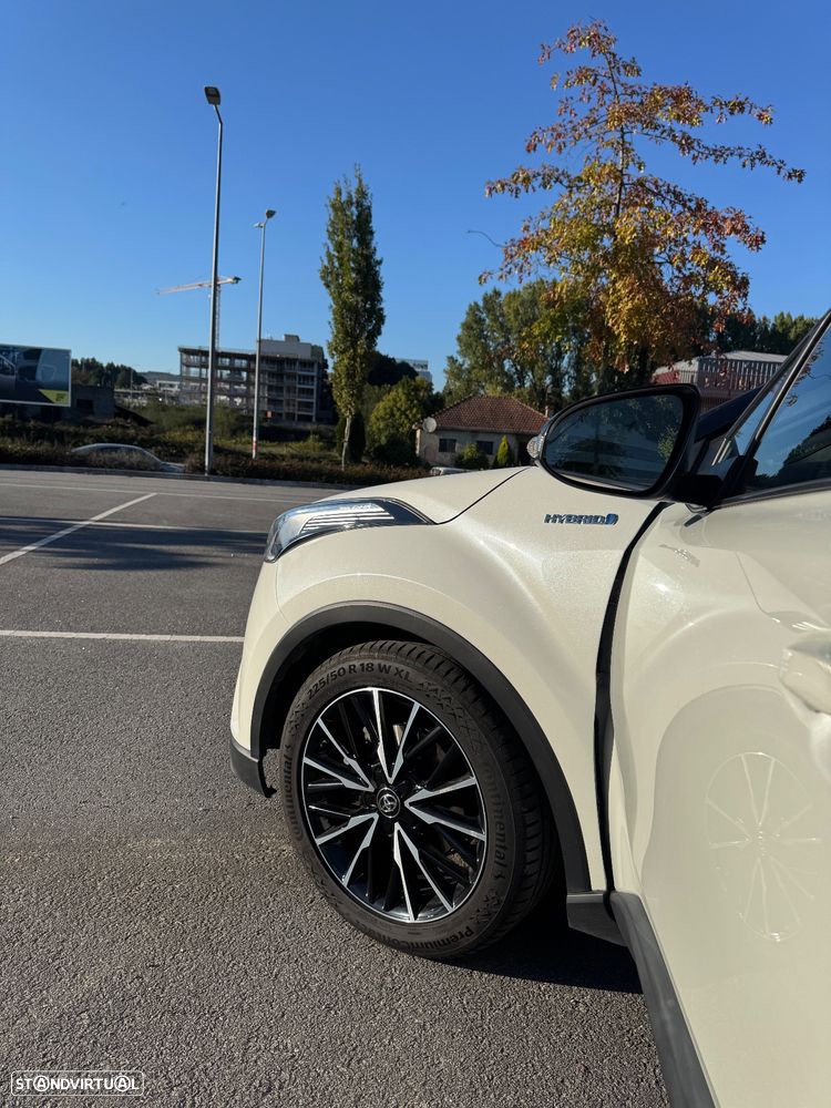 Toyota C-HR 1.8 HSD Exclusive+P.Luxury - 15