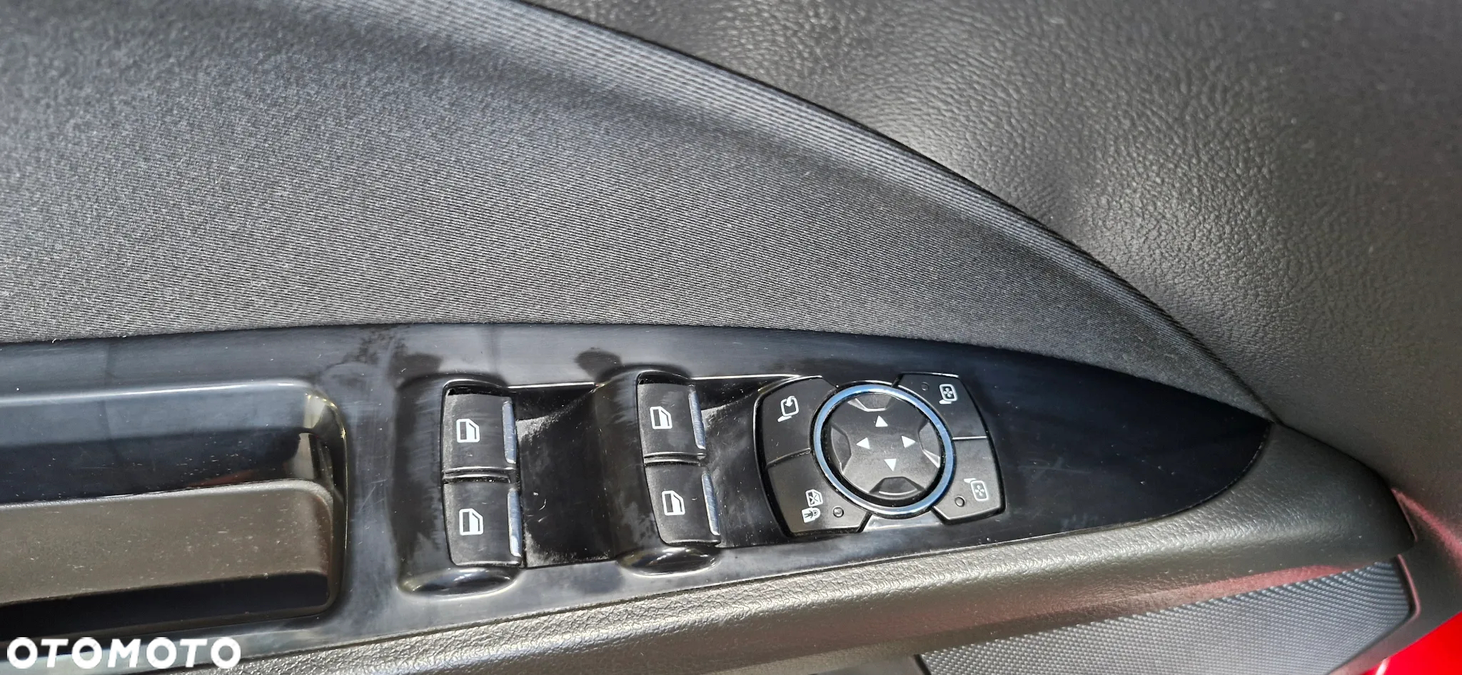 Ford Mondeo 2.0 TDCi Titanium PowerShift - 17