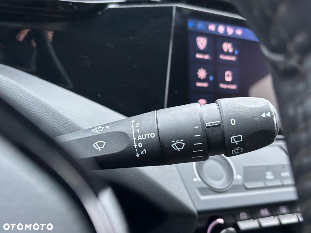 Peugeot 308 1.2 PureTech Active Pack S&S - 32