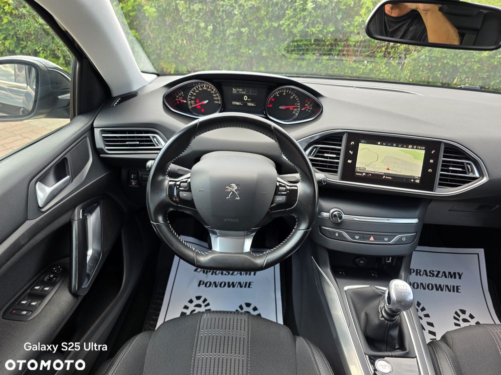 Peugeot 308 BlueHDi 130 Stop & Start Allure Pack - 9