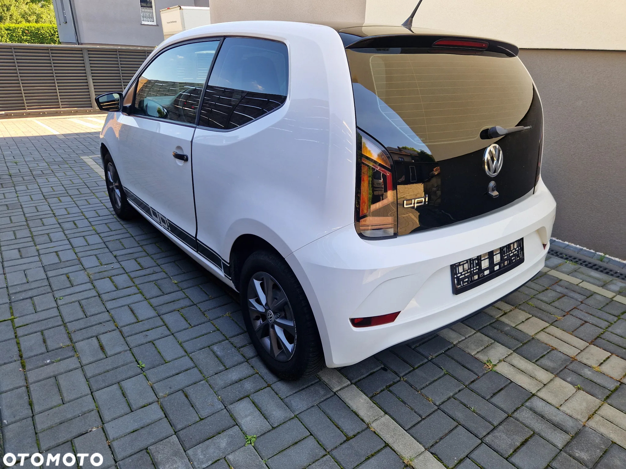 Volkswagen up! 1.0 move - 19