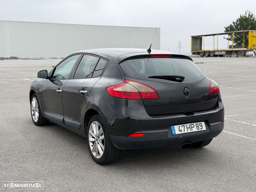 Renault Mégane 1.5 dCi Dynamique Luxe - 4