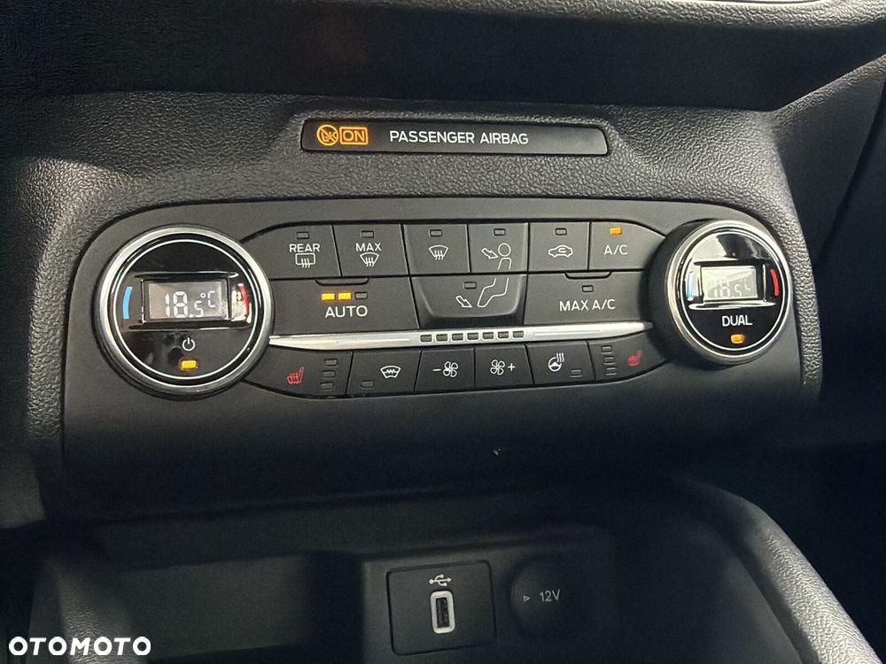 Ford Focus - 26