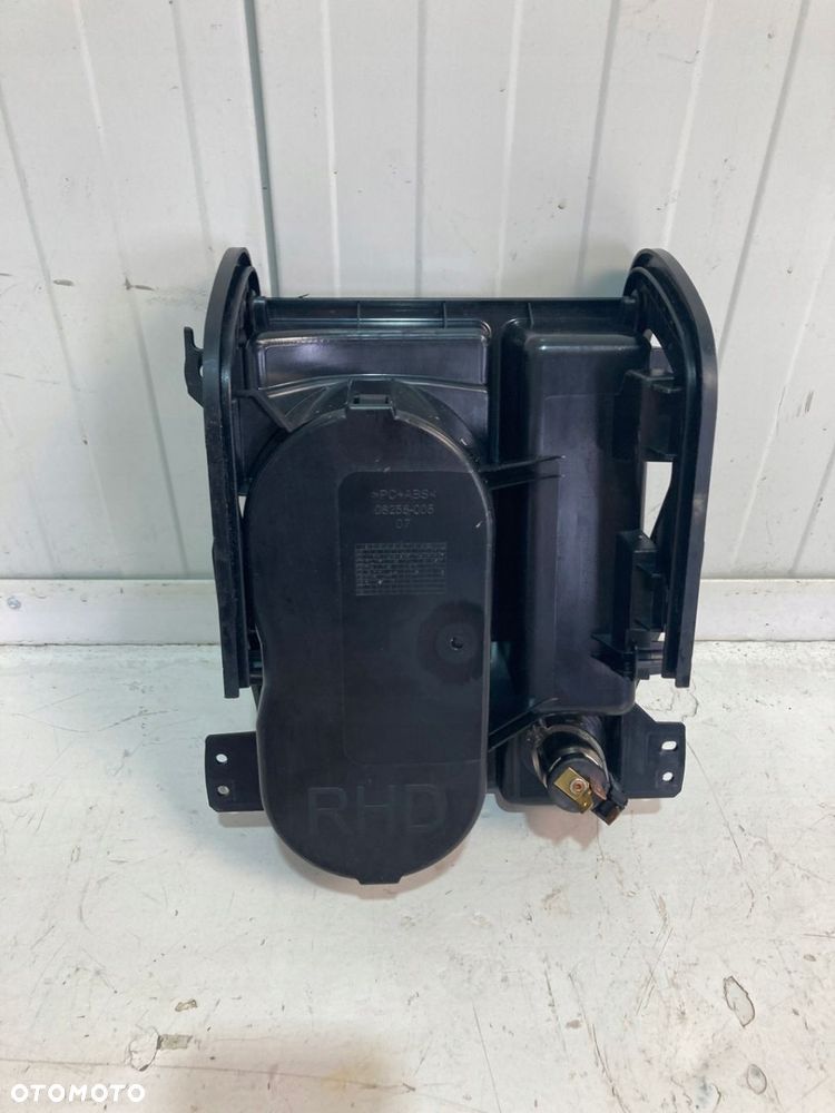 LAND ROVER EVOQUE L538 UCHWYT NA KUBEK W KONSOLI ŚRODKOWEJ - 6