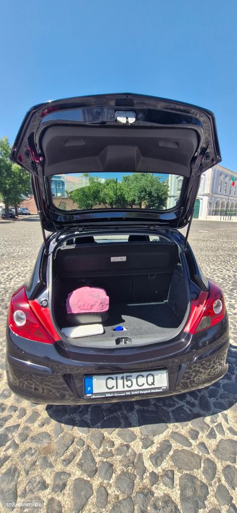 Opel Corsa 1.4 16V Color Edition - 18