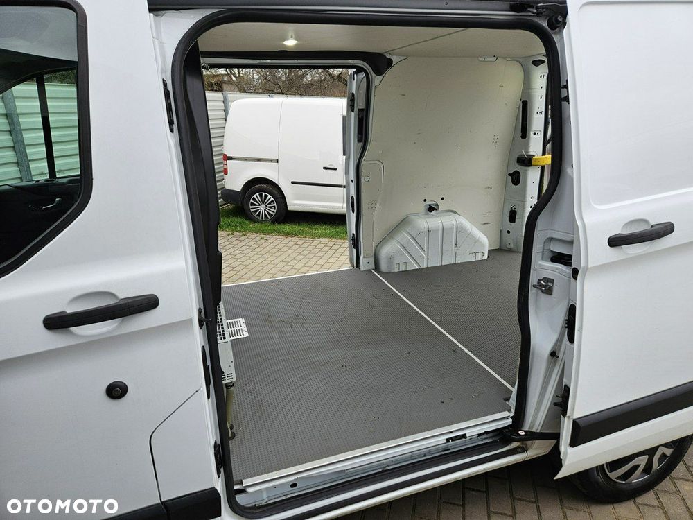 Ford Transit Custom - 27
