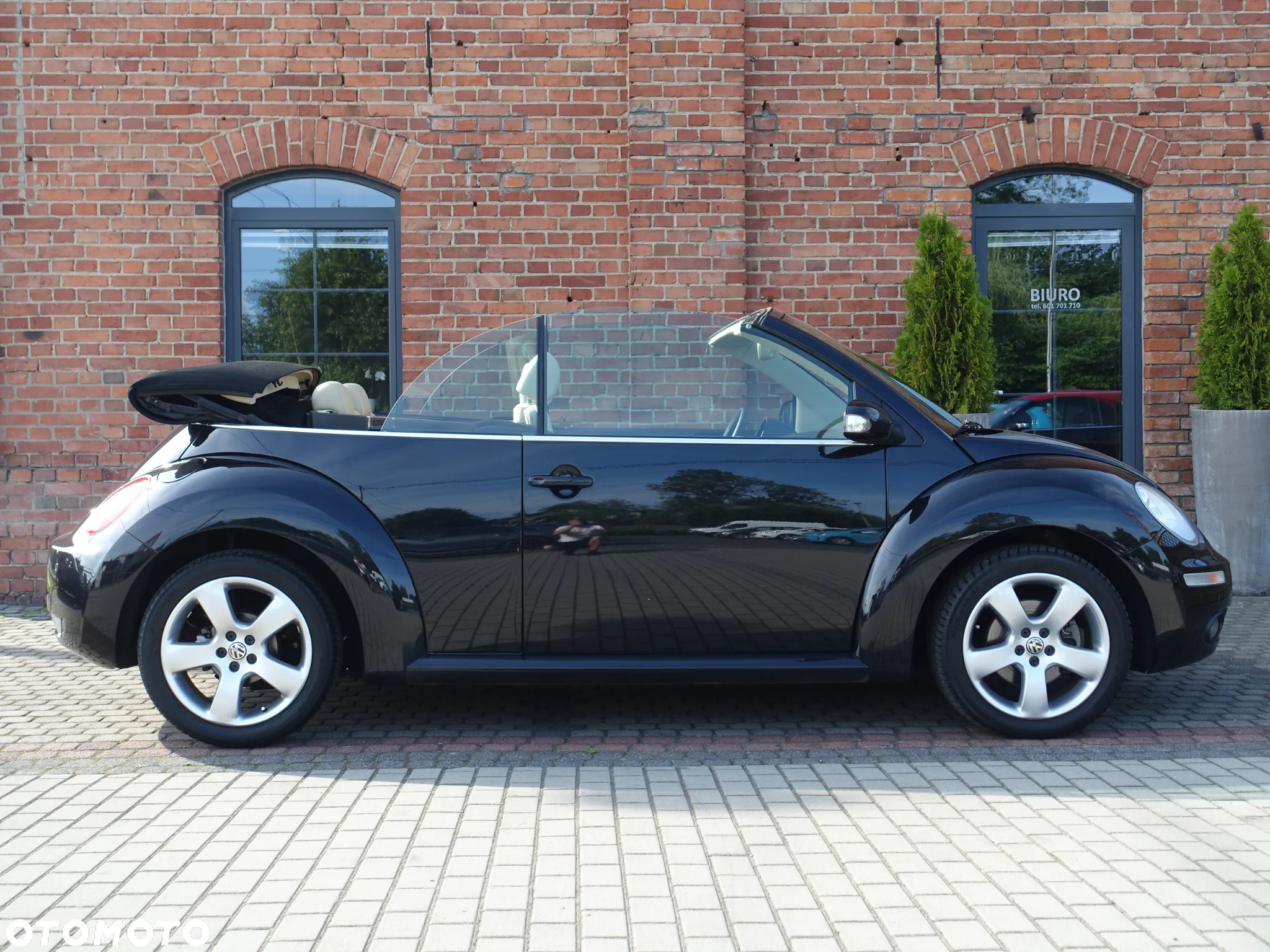 Volkswagen New Beetle Cabriolet 1.8 - 5
