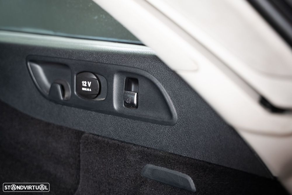 Mercedes-Benz E 220 d 9G-TRONIC Avantgarde - 50