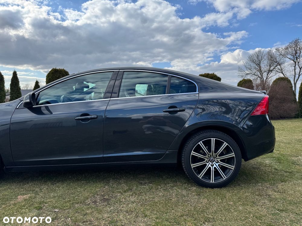 Volvo S60 T5 Geartronic - 6