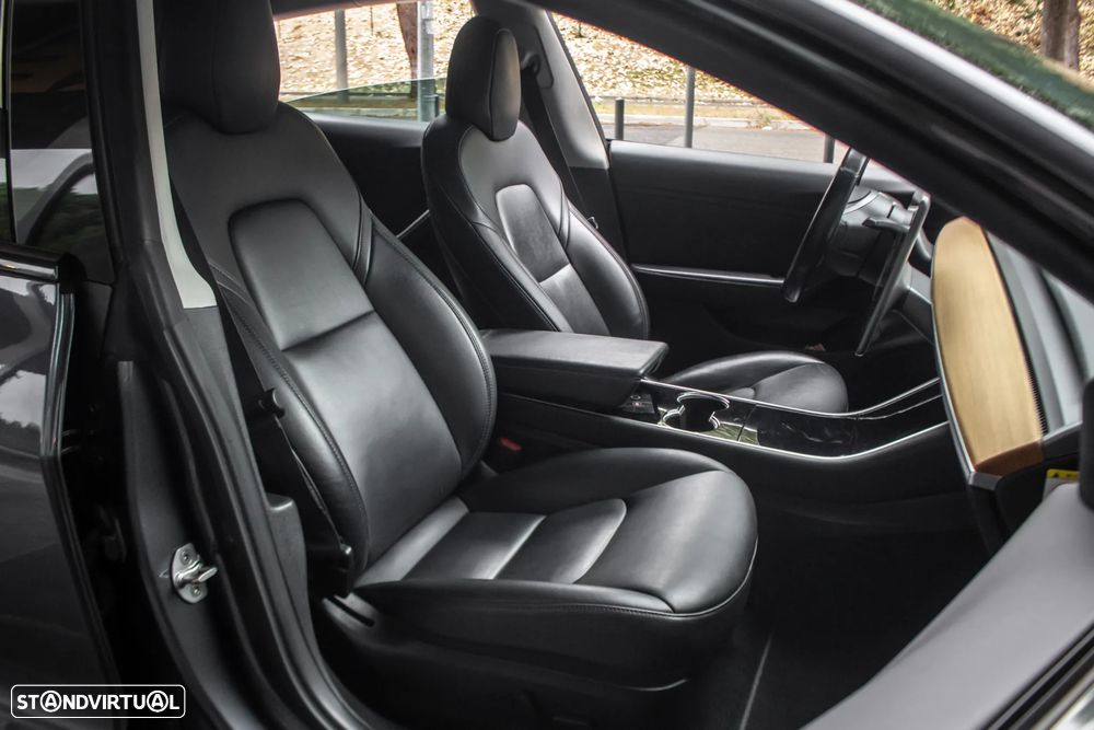 Tesla Model 3 Performance Dual Motor AWD - 18