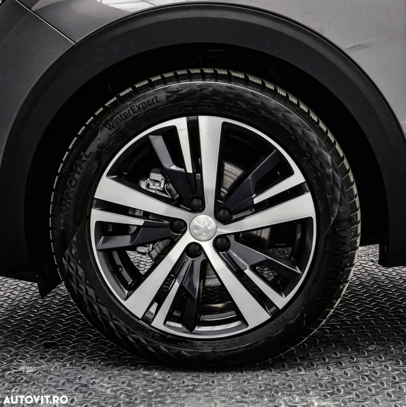 Peugeot 5008 1.2 Puretech Turbo s&s Allure - 26