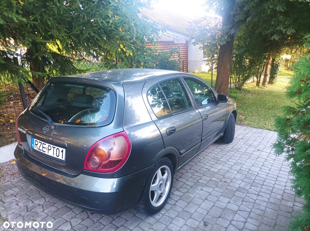 Nissan Almera 1.5 dCi Visia - 2