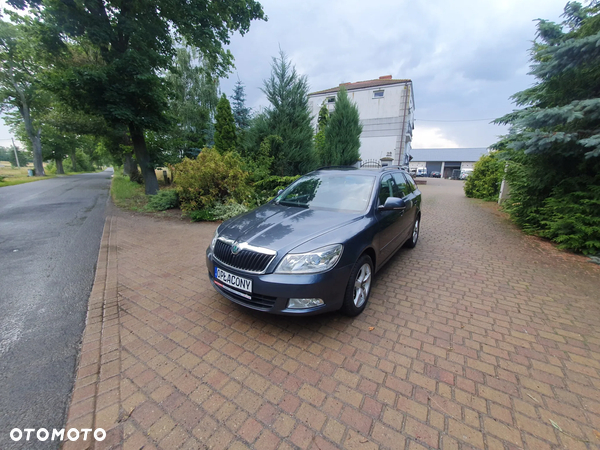 Skoda Octavia 1.6 TDI Ambiente DSG