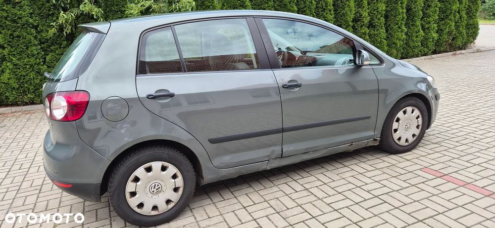 Volkswagen Golf - 2