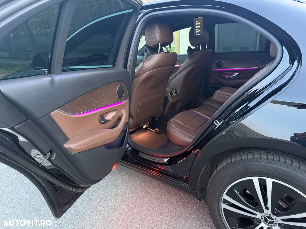 Mercedes-Benz E 220 d 9G-TRONIC Sportstyle Edition - 19