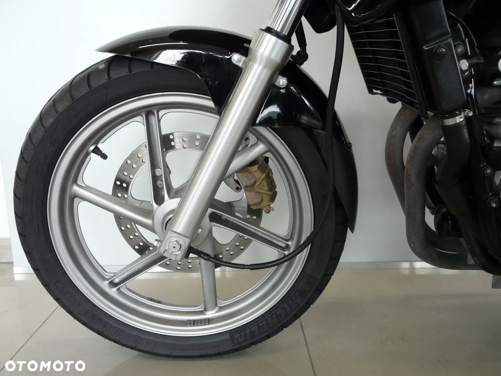 Honda CB - 10