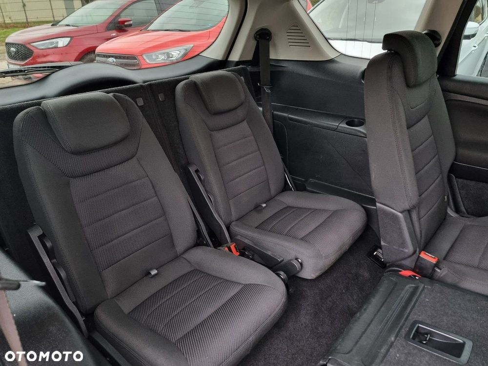 Ford S-Max 2.0 TDCi DPF Titanium - 28